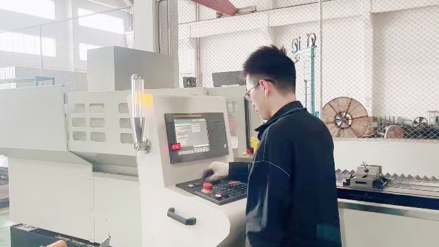 CNC如何確定對(duì)刀點(diǎn)比較合理？工件坐標(biāo)系與編程坐標(biāo)系有什么關(guān)系？